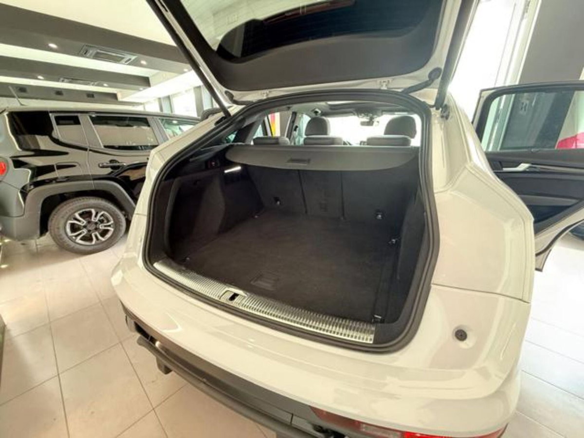 Audi Q5 Sportback 40 2.0 tdi mhev 12V S line Plus quattro s-tronic (16)
