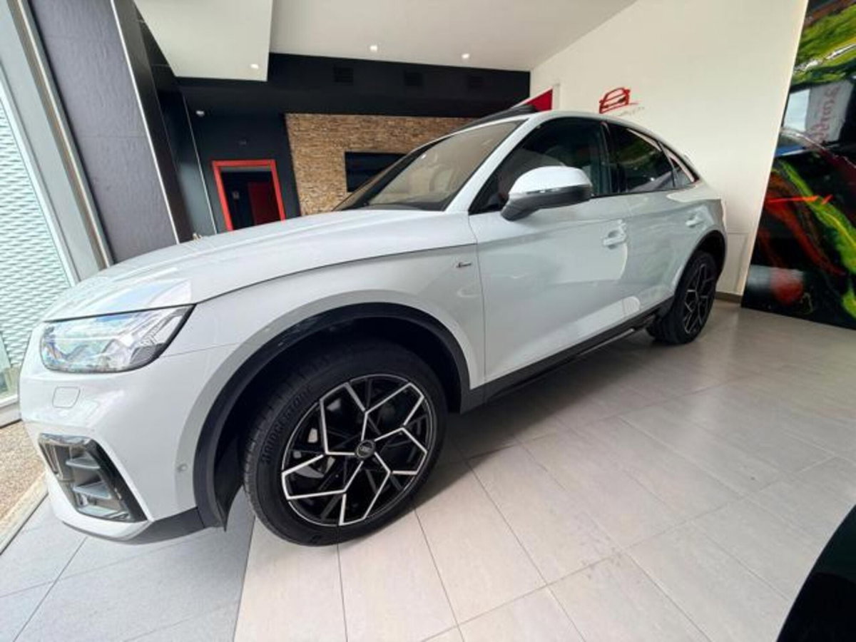 Audi Q5 Sportback 40 2.0 tdi mhev 12V S line Plus quattro s-tronic (17)