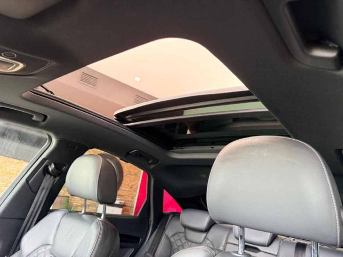 Audi Q5 Sportback 40 2.0 tdi mhev 12V S line Plus quattro s-tronic (18)