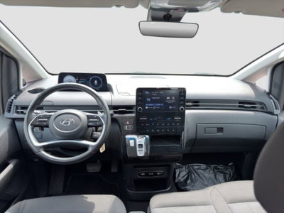Hyundai Staria 2.2 2wd auto (13)