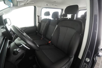 Hyundai Staria 2.2 2wd auto (10)