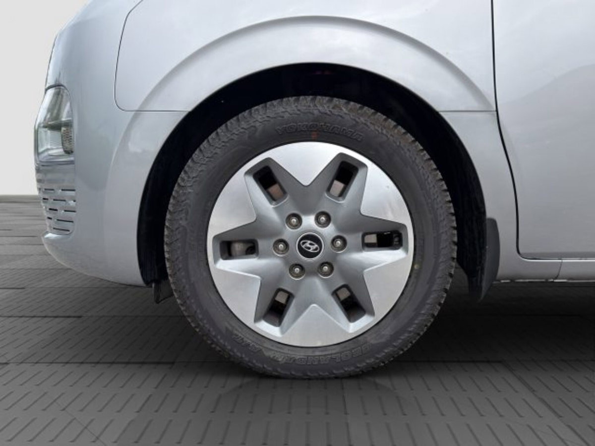 Hyundai Staria 2.2 2wd auto (17)