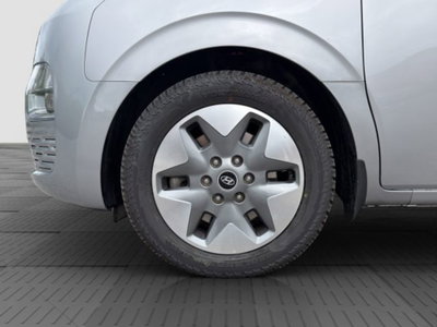 Hyundai Staria 2.2 2wd auto (17)