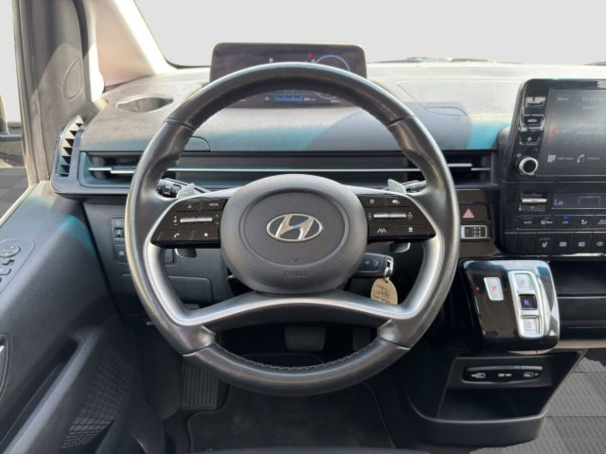Hyundai Staria 2.2 awd auto (14)