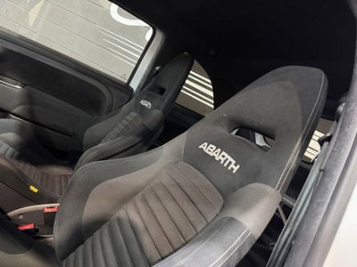 Abarth 595 595 1.4 Turbo T-Jet 160 CV Yamaha Factory Racing (14)