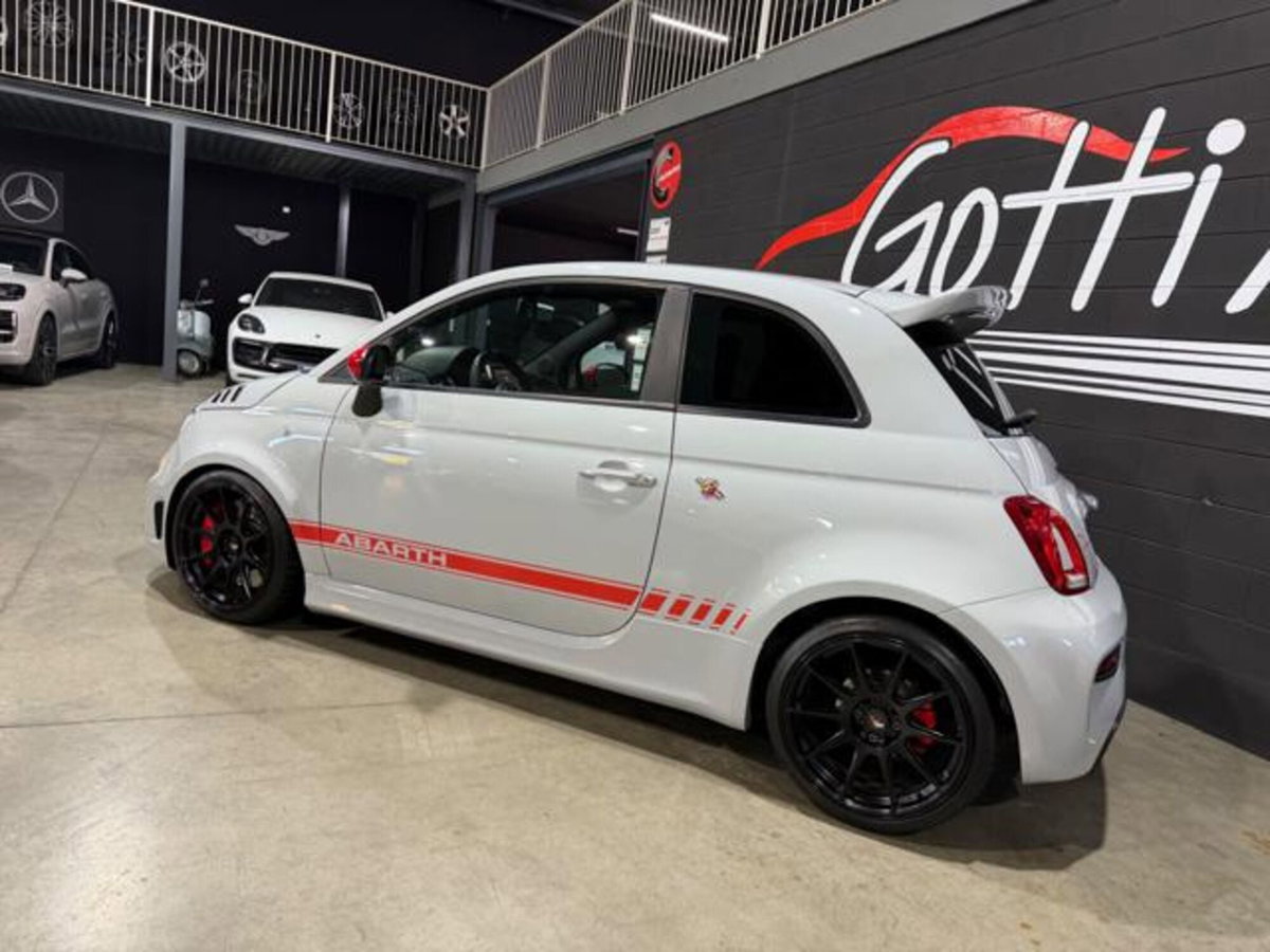 Abarth 595 595 1.4 Turbo T-Jet 160 CV Yamaha Factory Racing (4)