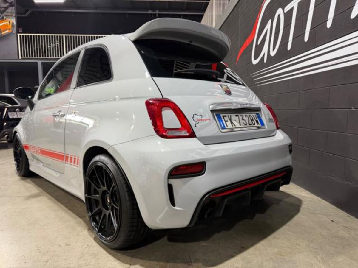 Abarth 595 595 1.4 Turbo T-Jet 160 CV Yamaha Factory Racing (5)