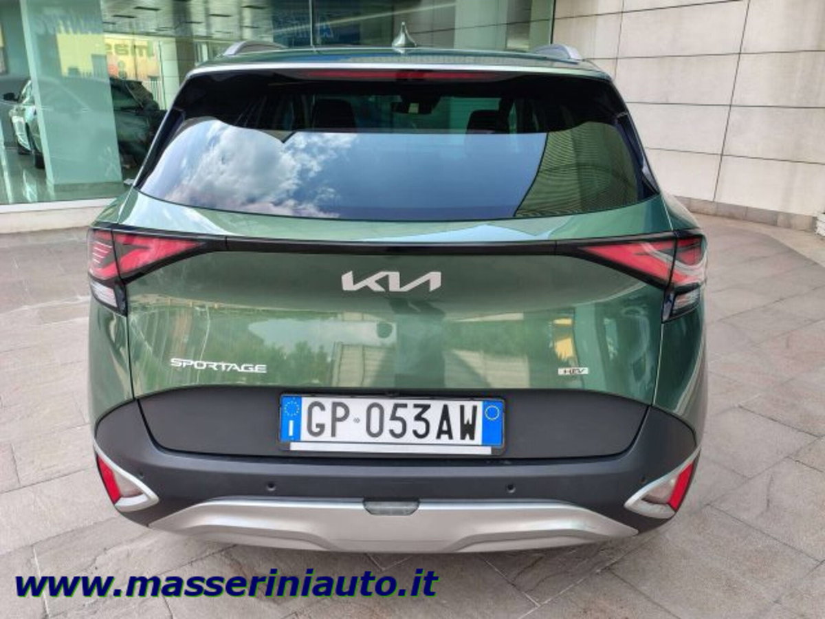 Kia Sportage 1.6 tgdi hev Style 210cv auto (4)