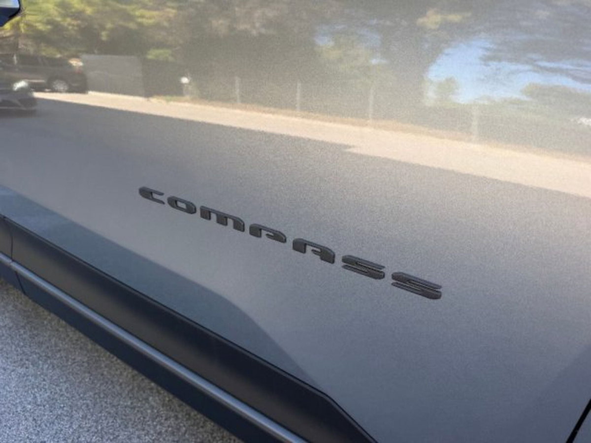 Jeep Compass 1.2 turbo 48V e-hybrid Summit fwd 145cv edct6 (14)