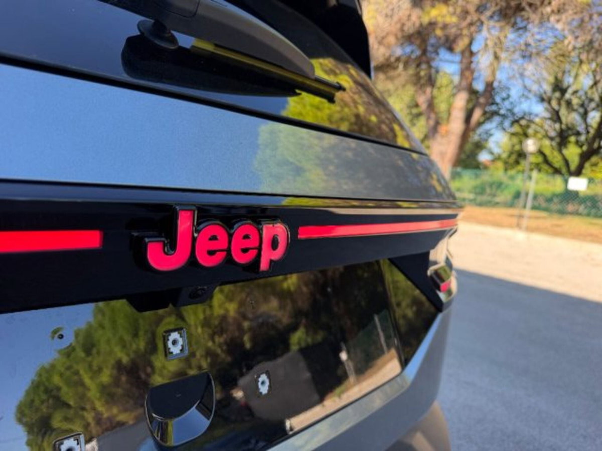 Jeep Compass 1.2 turbo 48V e-hybrid Summit fwd 145cv edct6 (5)