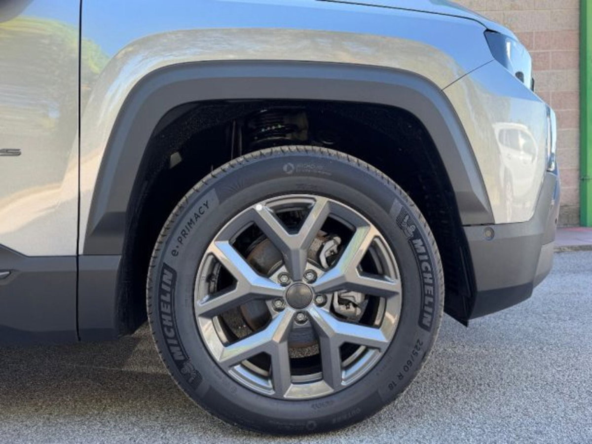 Jeep Compass 1.2 turbo 48V e-hybrid Summit fwd 145cv edct6 (9)