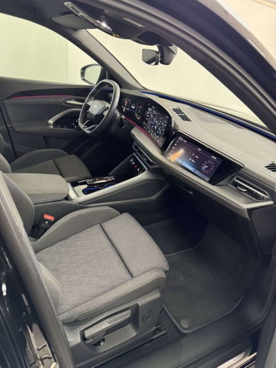 Audi Q5 Sportback 2.0 tdi mhev+ S line quattro 204cv s-tronic (10)
