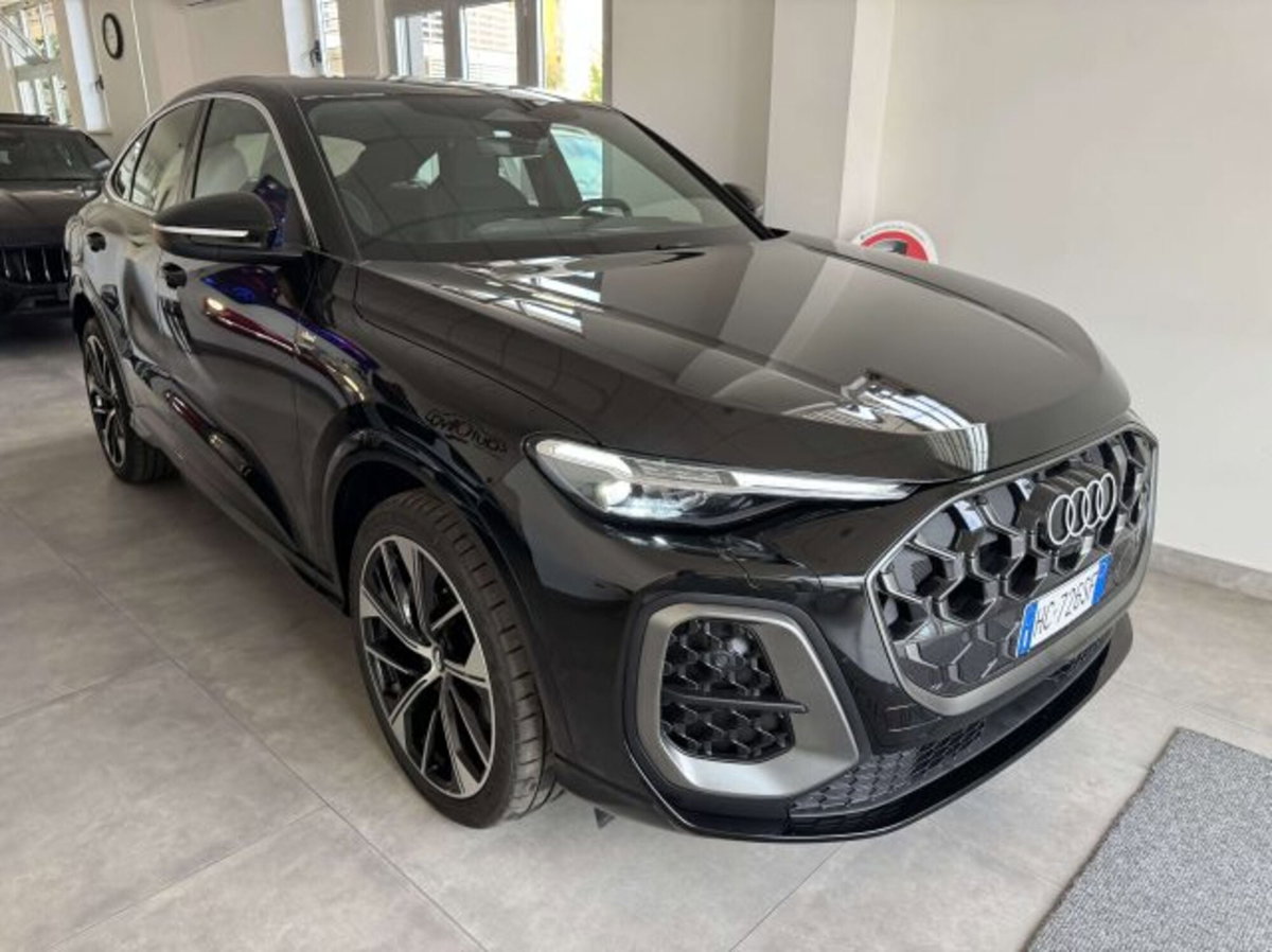 Audi Q5 Sportback 2.0 tdi mhev+ S line quattro 204cv s-tronic (3)