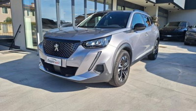 Peugeot 2008 BlueHDi 130 S&S EAT8 Allure Pack usata