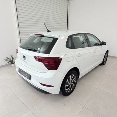 Volkswagen Polo 1.0 tsi Life 95cv (8)