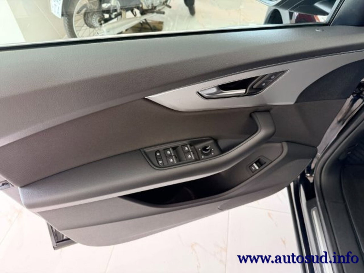 Audi Q8 Q8 45 TDI quattro tiptronic Sport (9)