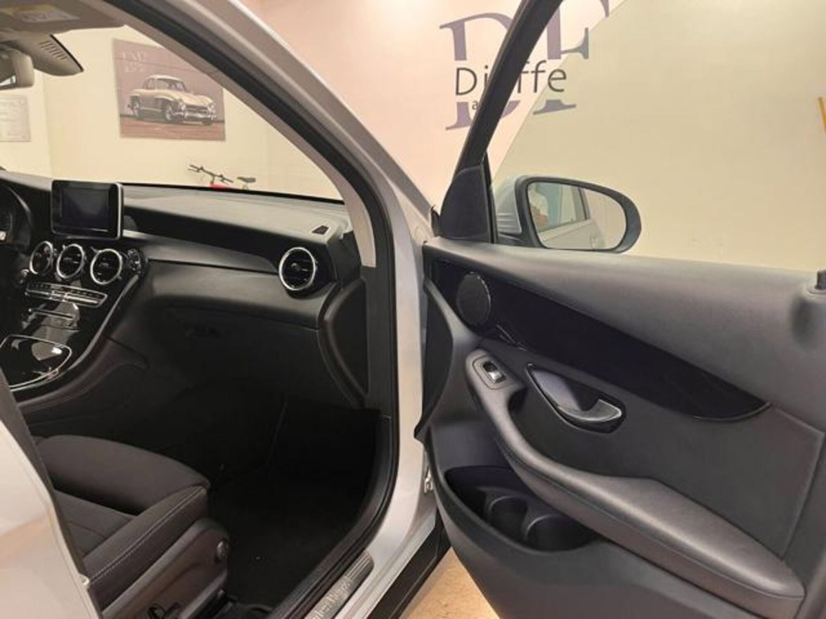 Mercedes-Benz GLC SUV 220 d 4Matic Sport (11)