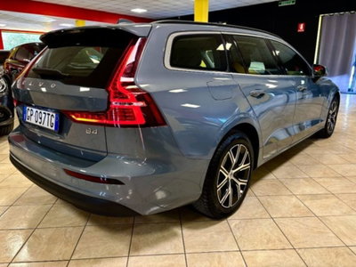 Volvo V60 B4 (d) automatico Core (6)