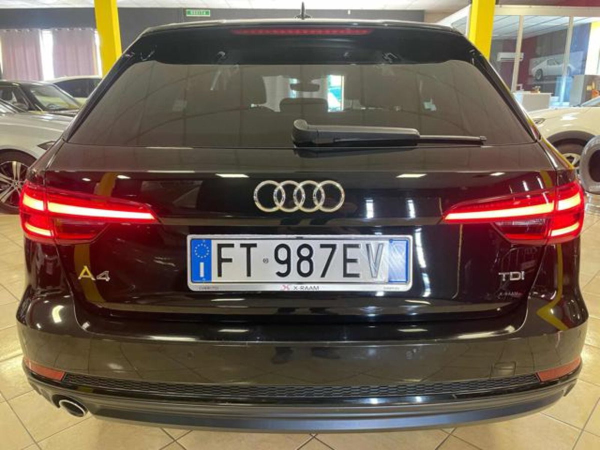 Audi A4 Avant 2.0 TDI 150 CV (2)