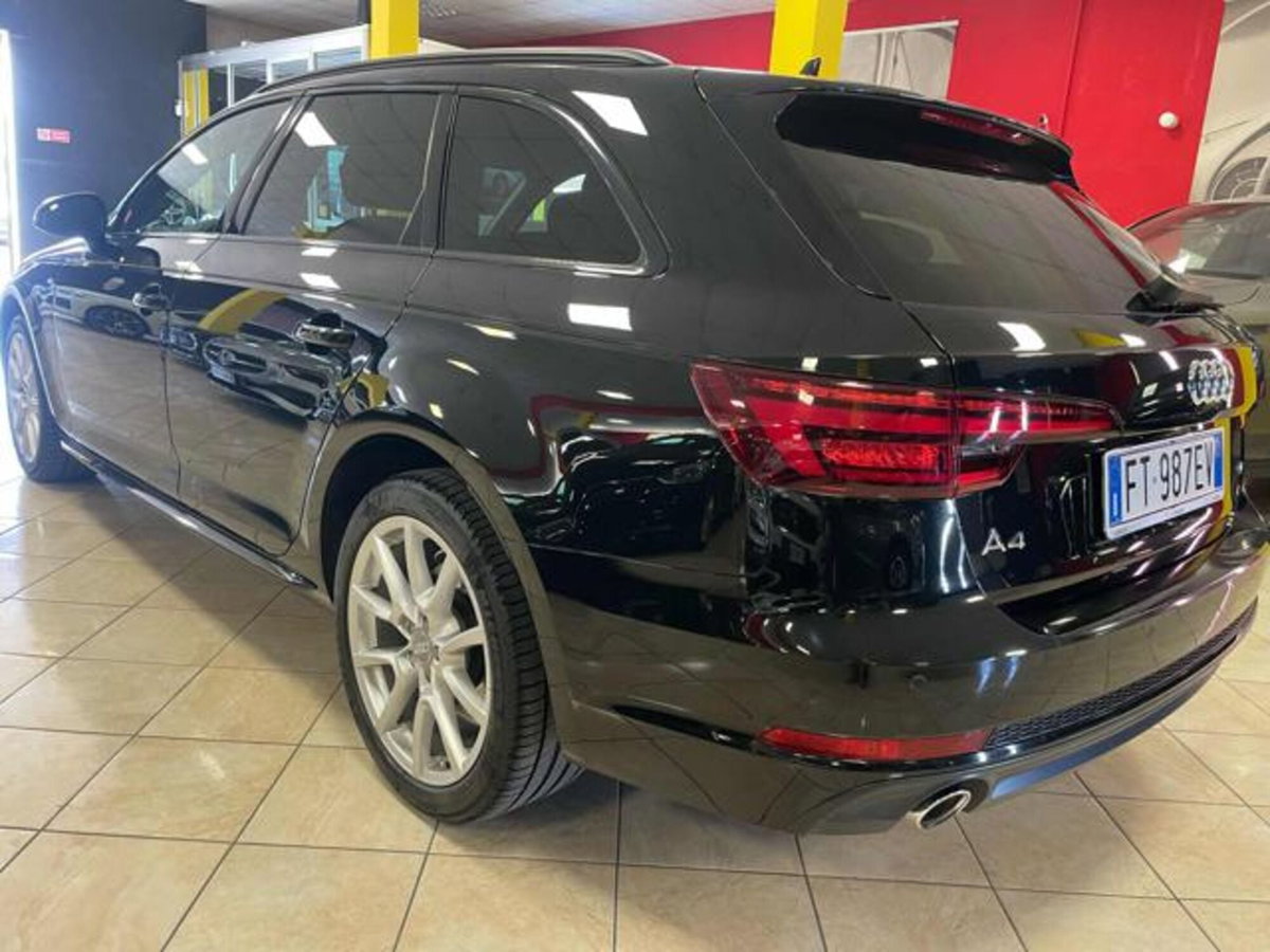 Audi A4 Avant 2.0 TDI 150 CV (9)