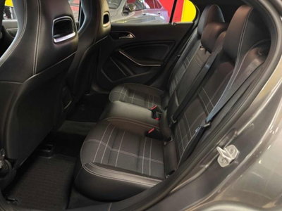 Mercedes-Benz GLA SUV 220 d Automatic 4Matic Sport (12)