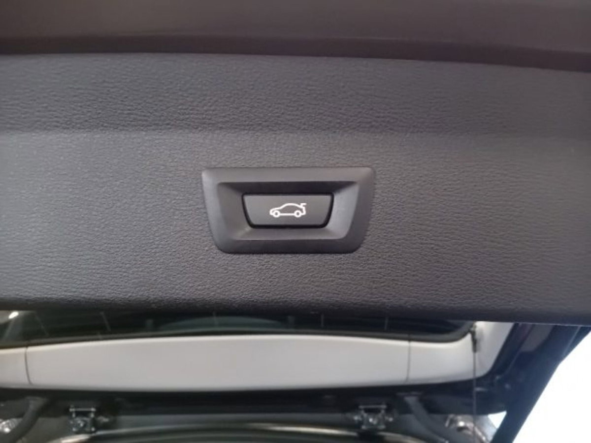 BMW X1 sDrive20d Business Advantage (10)