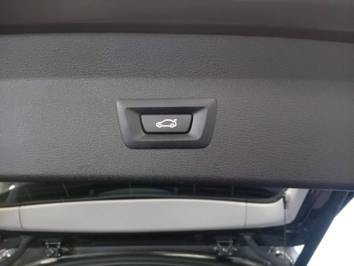 BMW X1 sDrive20d Business Advantage (11)