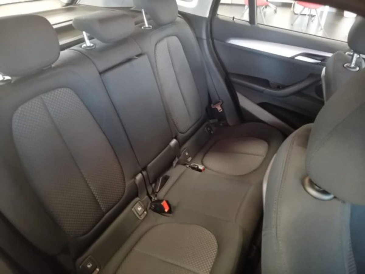 BMW X1 sDrive20d Business Advantage (15)