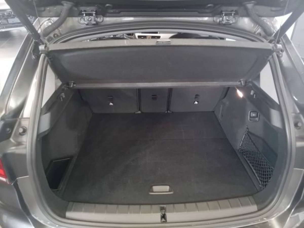 BMW X1 sDrive20d Business Advantage (9)