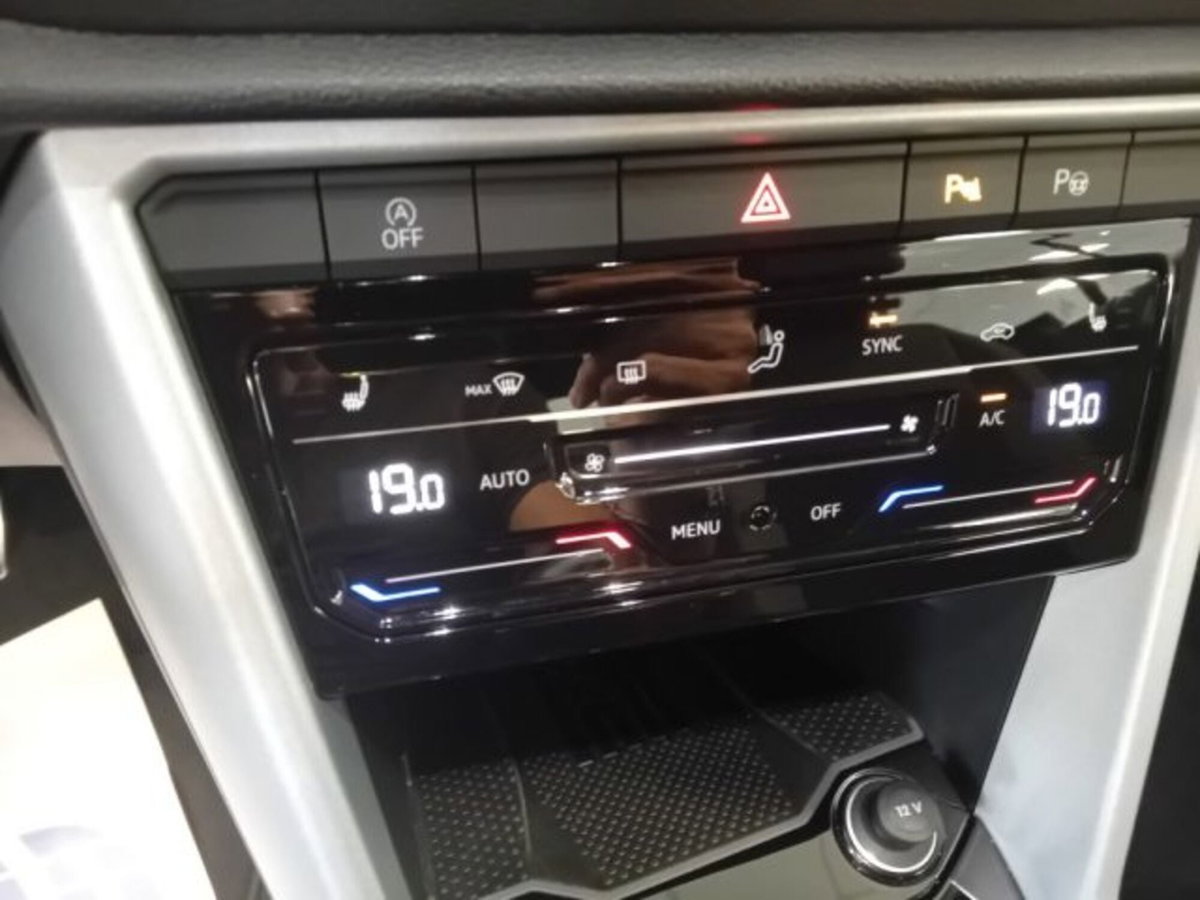 Volkswagen T-Roc Cabrio 1.0 TSI Style (19)