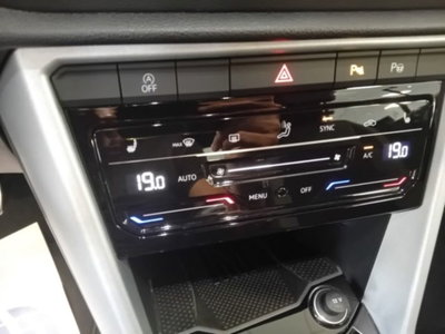Volkswagen T-Roc Cabrio 1.0 TSI Style (19)