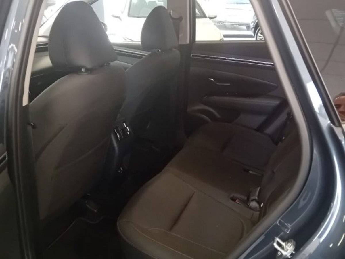 Hyundai Tucson 1.6 CRDi XLine (11)