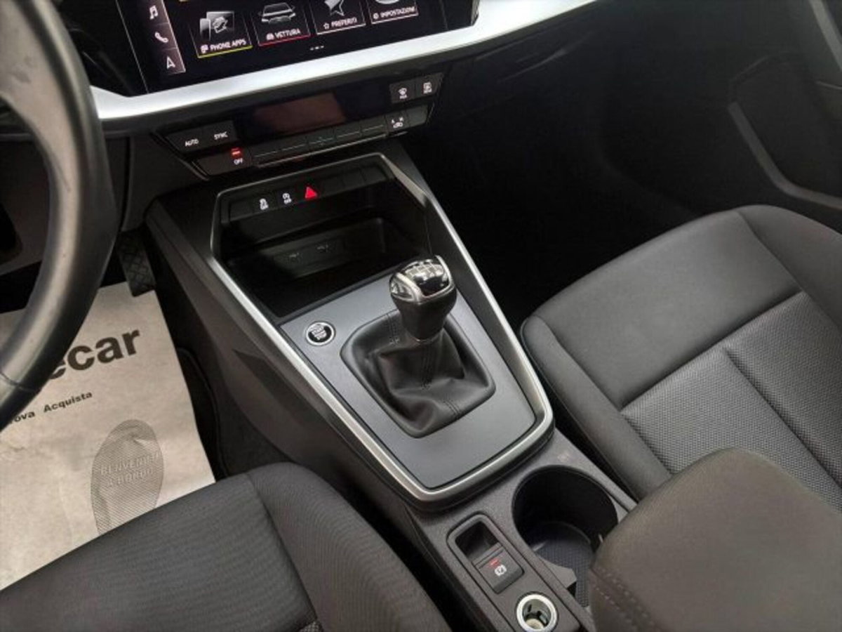 Audi A3 Sportback 30 TDI S line edition (12)