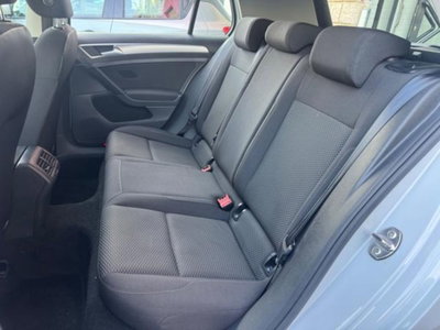 Volkswagen Golf 1.0 TSI 85 CV 5p. Trendline BlueMotion Technology (11)
