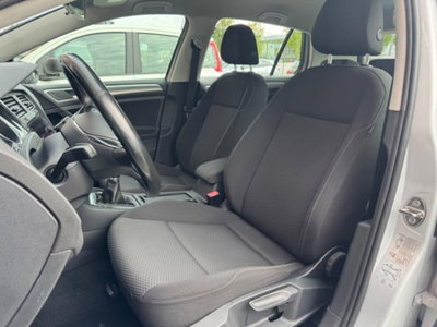 Volkswagen Golf 1.0 TSI 85 CV 5p. Trendline BlueMotion Technology (9)