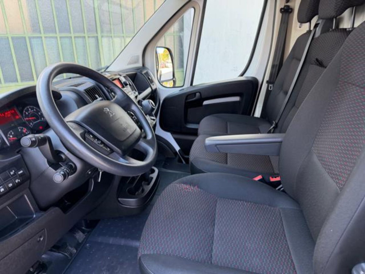 Peugeot Boxer Furgone 435 2.2 BlueHDi 140 S&S PM-TM Furgone Premium (7)