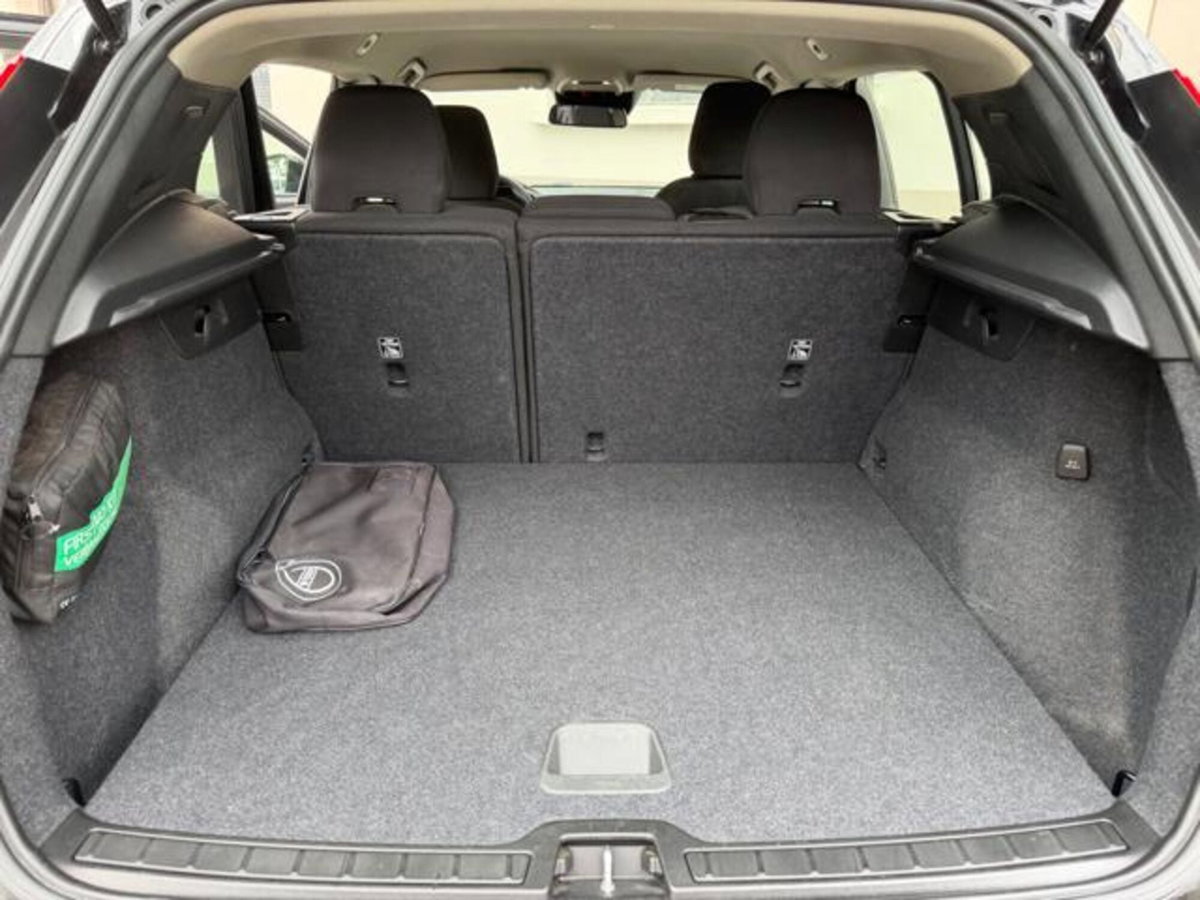 Volvo XC40 T2 Geartronic Momentum Core (20)