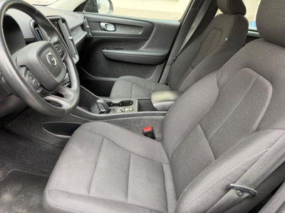 Volvo XC40 T2 Geartronic Momentum Core (8)
