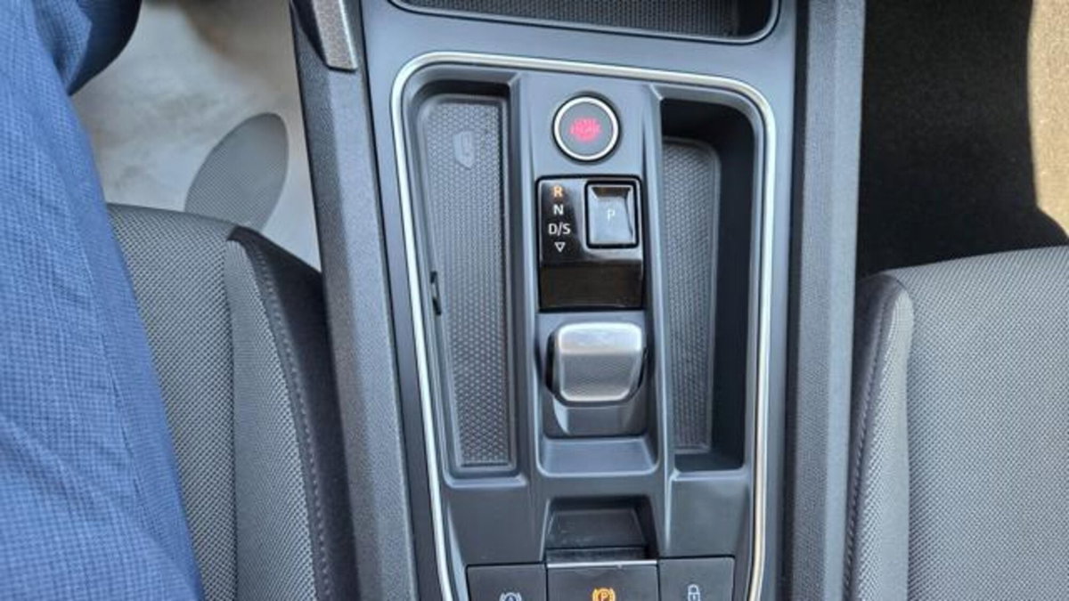 SEAT Leon ST Sportstourer 1.0 etsi Business 110cv dsg (15)