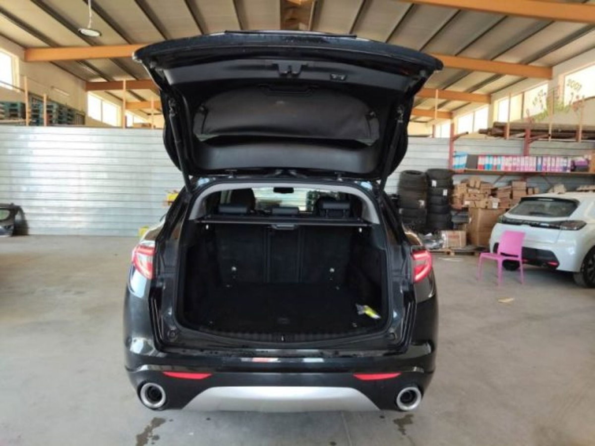 Alfa Romeo Stelvio Stelvio 2.2 Turbodiesel 190 CV AT8 Q4 Ti (5)