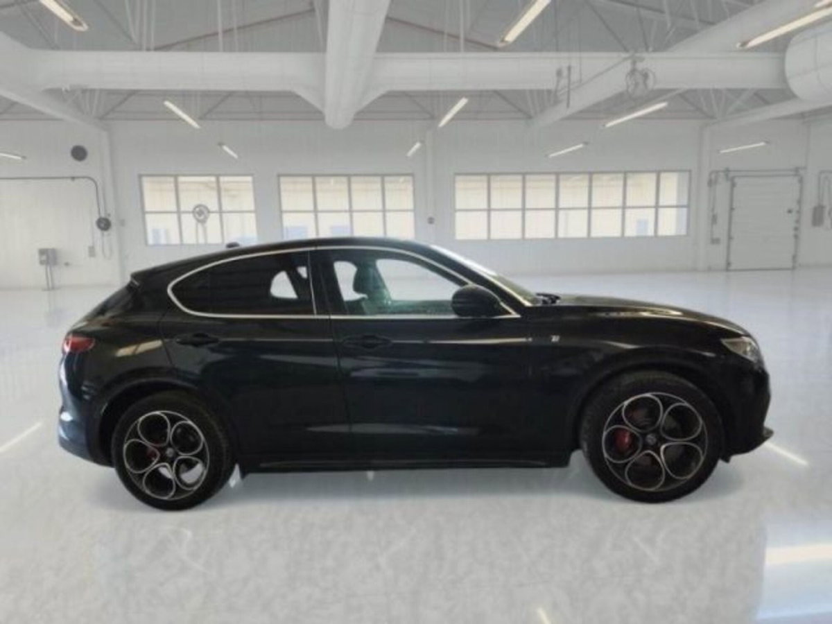 Alfa Romeo Stelvio Stelvio 2.2 Turbodiesel 190 CV AT8 Q4 Ti (7)