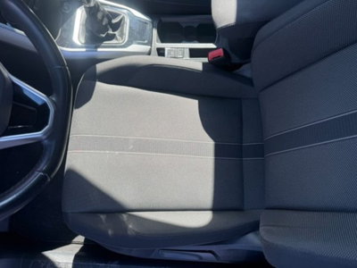 Volkswagen T-Roc 2.0 tdi Life 115cv (8)