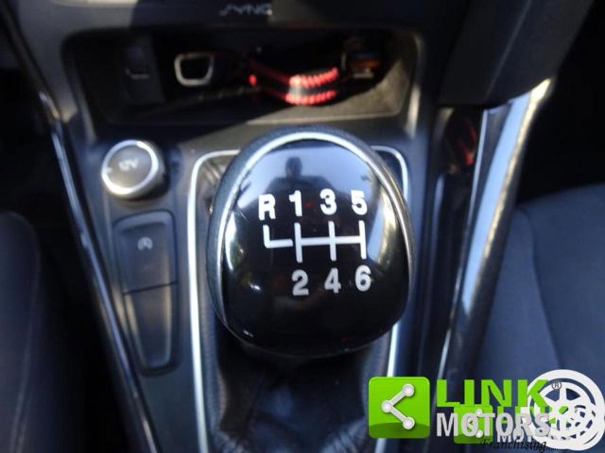 Ford Focus Station Wagon 1.5 TDCi 120 CV Start&Stop SW Titanium (18)