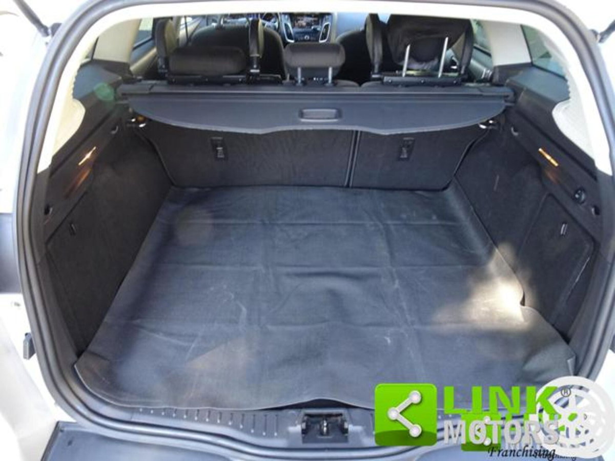 Ford Focus Station Wagon 1.5 TDCi 120 CV Start&Stop SW Titanium (20)