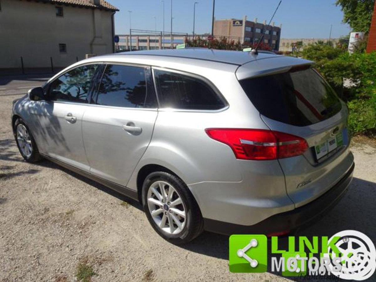 Ford Focus Station Wagon 1.5 TDCi 120 CV Start&Stop SW Titanium (5)
