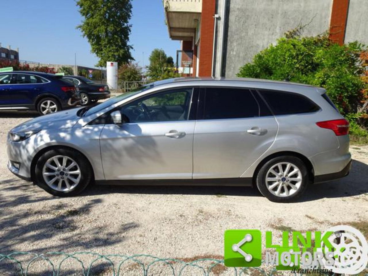 Ford Focus Station Wagon 1.5 TDCi 120 CV Start&Stop SW Titanium (6)