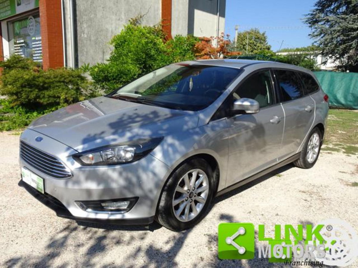 Ford Focus Station Wagon 1.5 TDCi 120 CV Start&Stop SW Titanium (7)