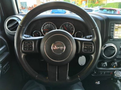 Jeep Wrangler 2.8 CRD DPF Sahara Auto (18)