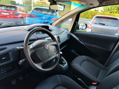 Lancia Musa 1.3 Mjt 95 CV DFN Gold (8)