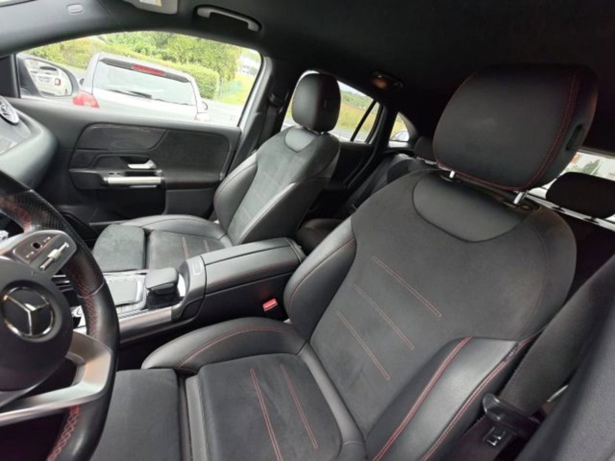 Mercedes-Benz GLA SUV 200 d Automatic Premium (10)